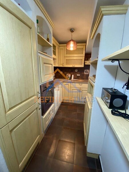 Unirii Apartament 2 camere Blv Unirii vedere catre bulevard etaj intermediar